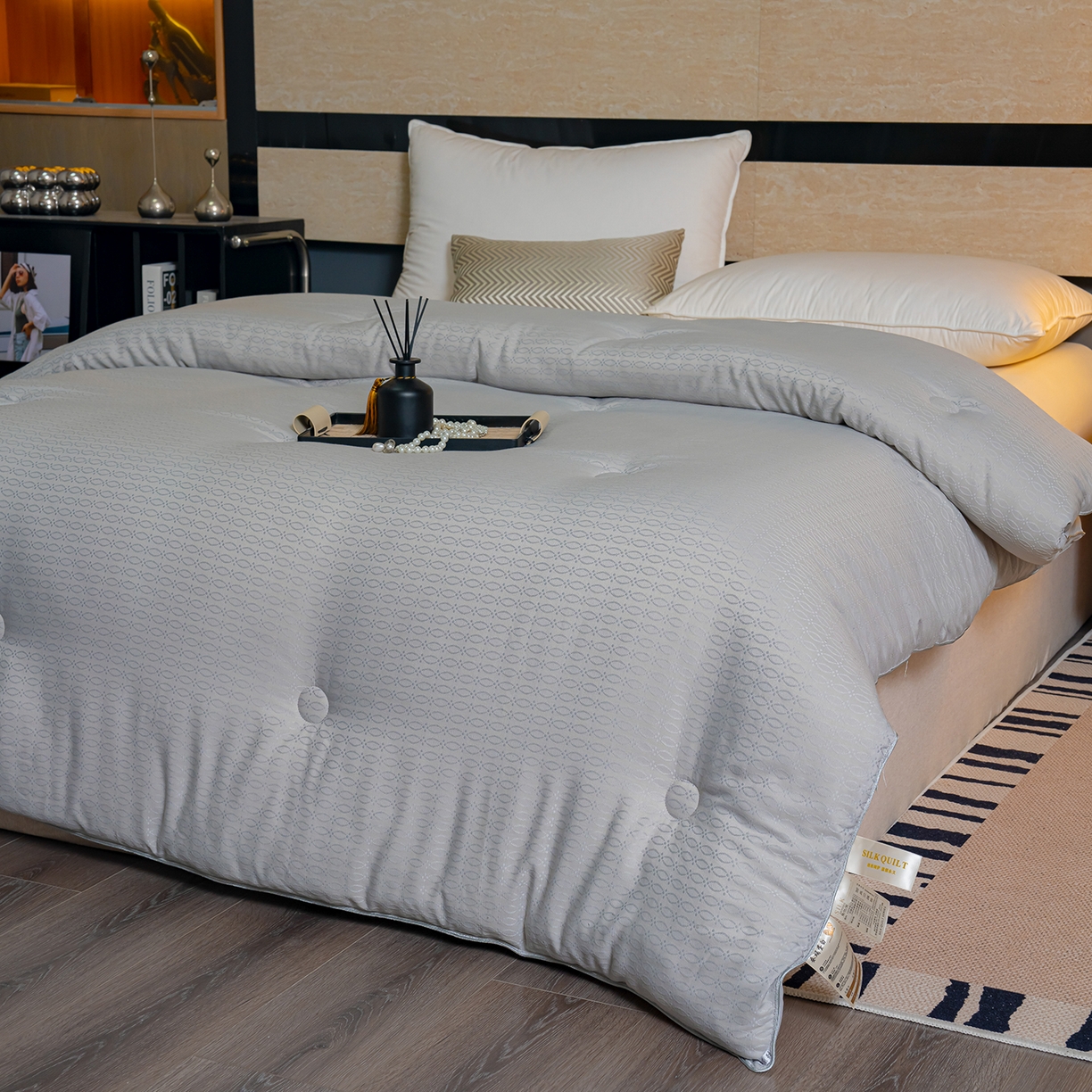 91家纺网 家纺一手货源 找家纺 蓝冰家纺 2025新款发财树提花大豆被被子被芯 提花-古典灰