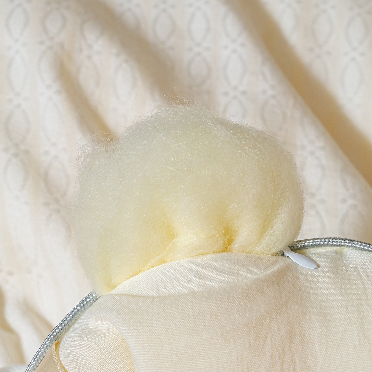 91家纺网 家纺一手货源 找家纺 蓝冰家纺 2025新款发财树提花大豆被被子被芯 提花-浅灰色