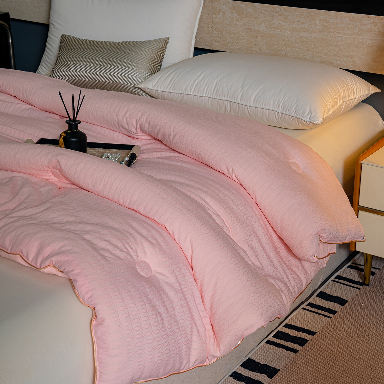 91家纺网 家纺一手货源 找家纺 蓝冰家纺 2025新款发财树提花大豆被被子被芯 提花-玉色