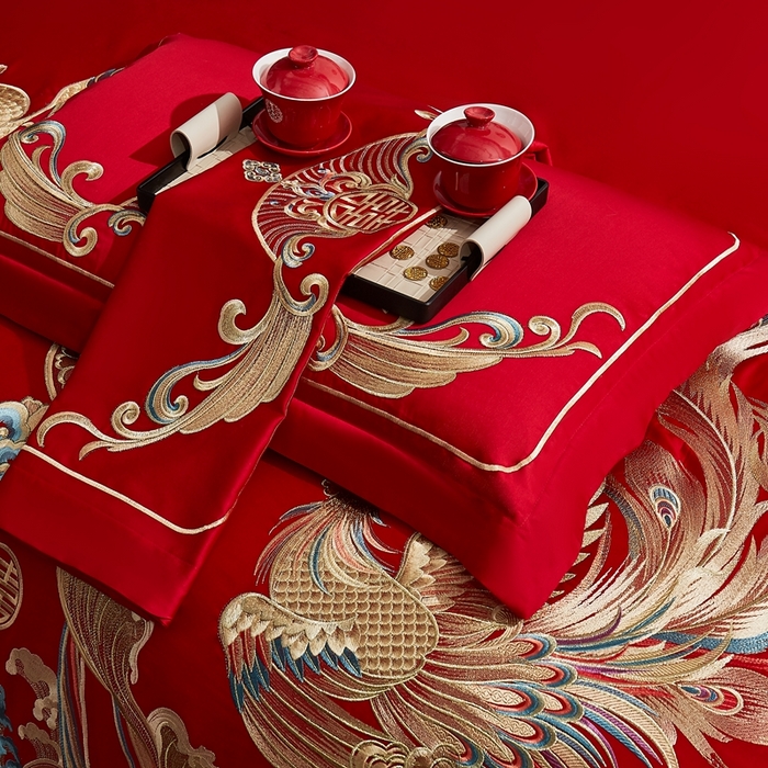 91家纺网 家纺一手货源 找家纺 布乐意 2025新款全棉长绒棉贡缎提花全工艺喷气重工新中式绣花大红婚庆四件套多件套直播 福喜龙凤