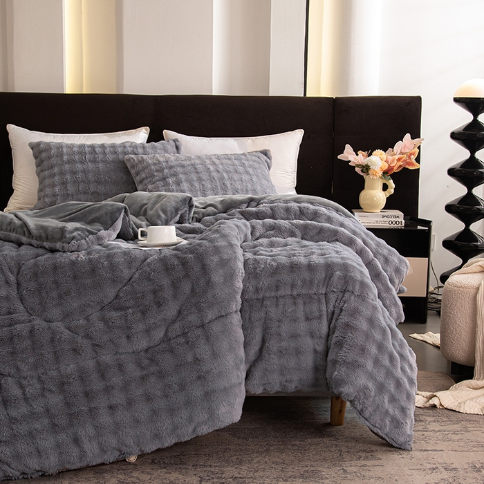 91家纺网 家纺一手货源 找家纺 赢盛家纺  2025新款兔绒牛奶绒被子被芯加厚冬被 灰色