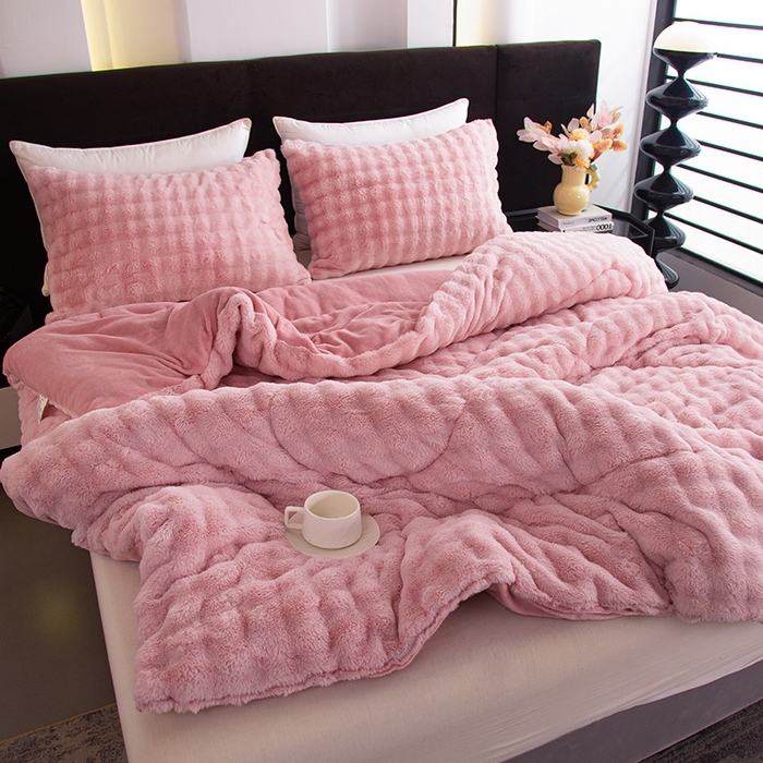 91家纺网 家纺一手货源 找家纺 赢盛家纺  2025新款兔绒牛奶绒被子被芯加厚冬被 粉色