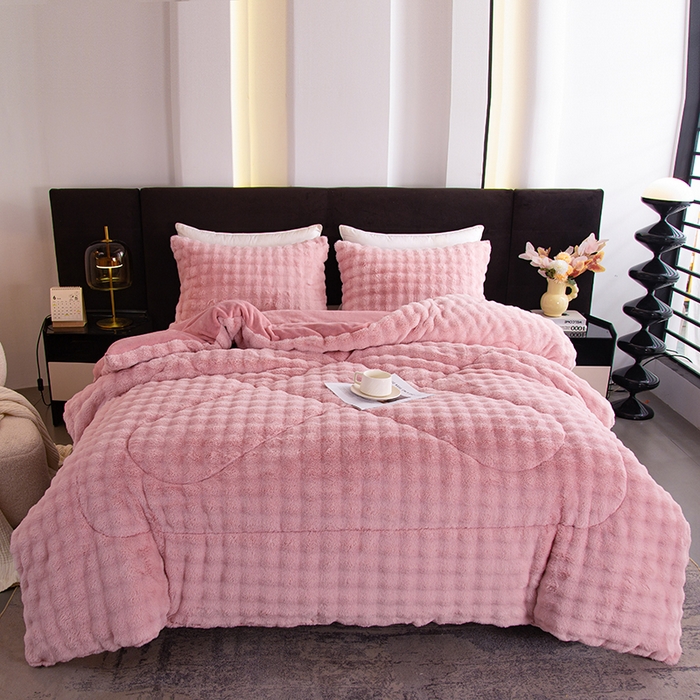 91家纺网 家纺一手货源 找家纺 赢盛家纺  2025新款兔绒牛奶绒被子被芯加厚冬被 粉色