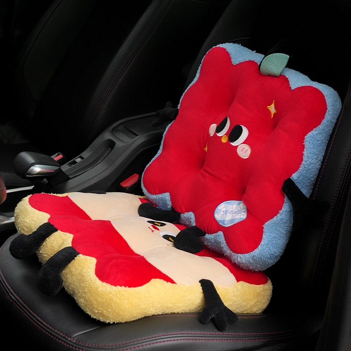 91家纺网 家纺一手货源 找家纺 仟亿莱 2025新款大眼红苹果花瓣坐垫 花瓣呆萌苹果