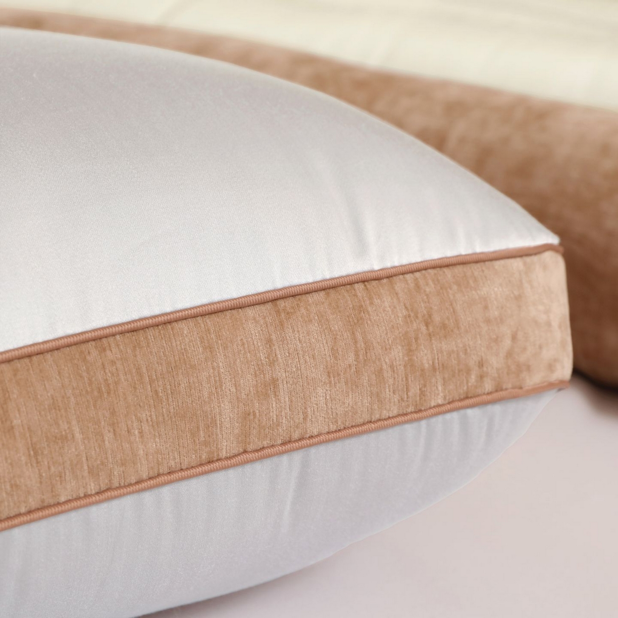 91家纺网 家纺一手货源 找家纺 晚儿 2025新款牵引护颈枕枕头枕芯 灰色