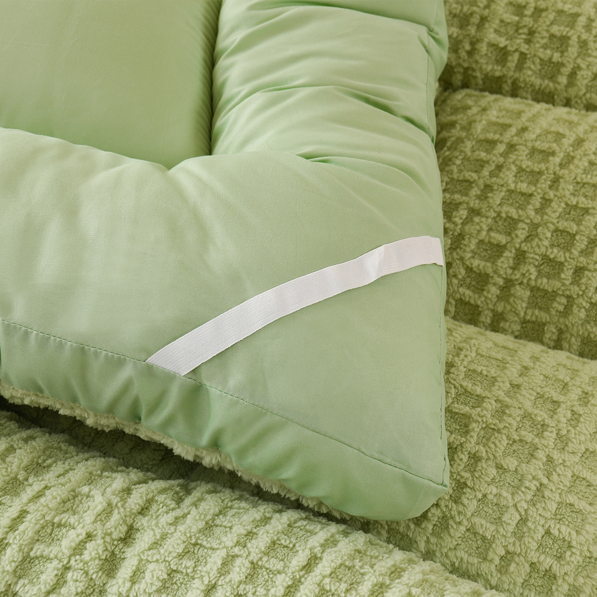 91家纺网 家纺一手货源 找家纺 （总）预言家纺 2025新款A类提花牛奶绒塔芙绒床垫跨境