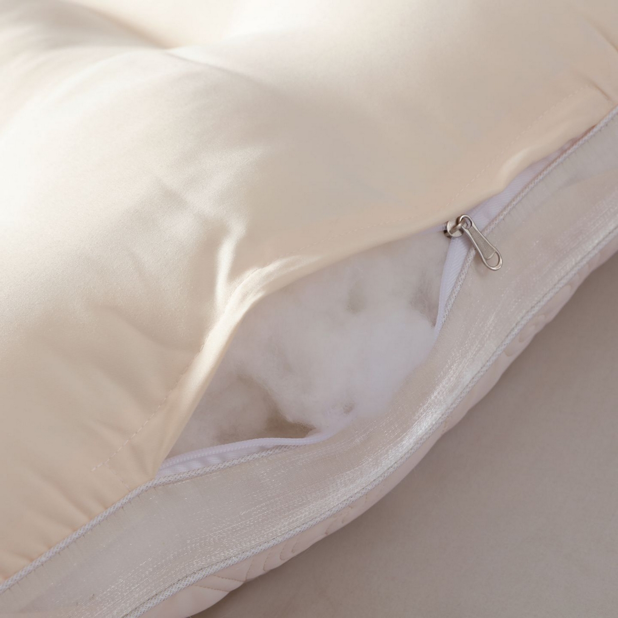 91家纺网 家纺一手货源 找家纺 晚儿 2025新款面膜舒睡牵引枕枕头枕芯 粉色