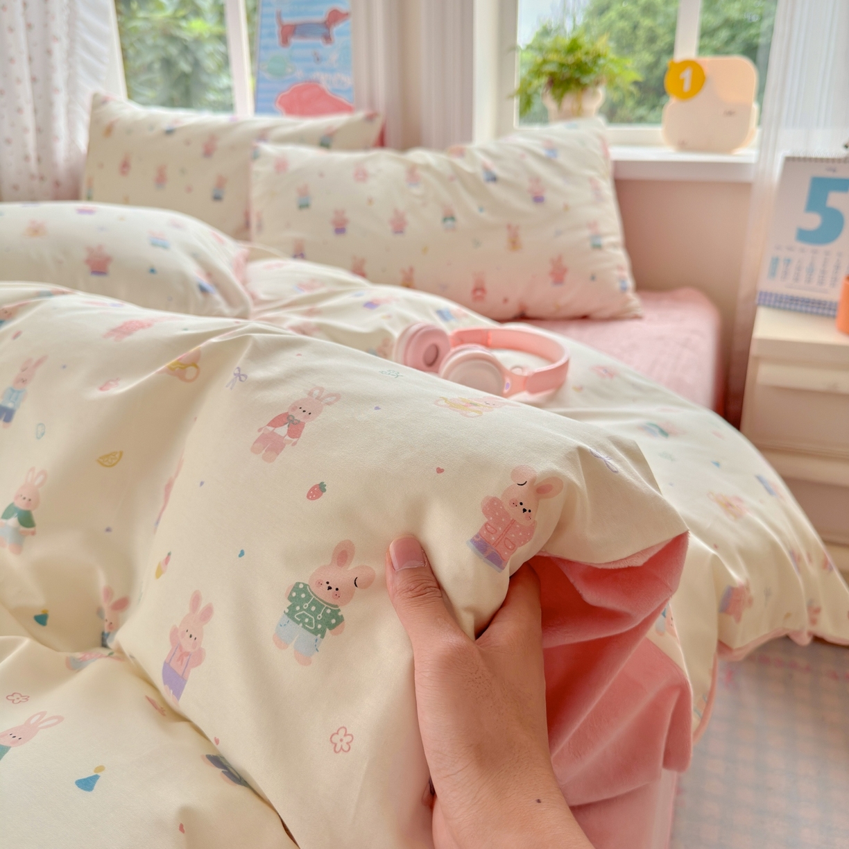 91家纺网 家纺一手货源 找家纺 清雅福 2025秋冬新品全棉印花棉加绒四件套系列 棉绒-果冻兔