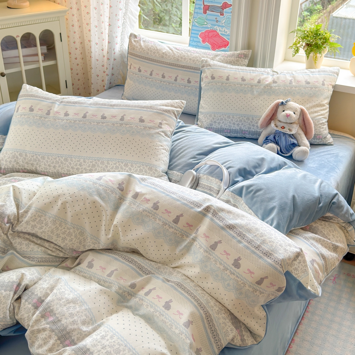 91家纺网 家纺一手货源 找家纺 清雅福 2025秋冬新品全棉印花棉加绒四件套系列 棉绒-花边兔