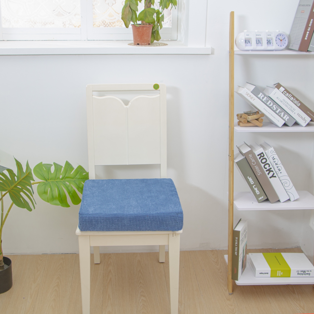 91家纺网 家纺一手货源 找家纺 沐沐家纺 2026新款玉米绒立体坐垫 深蓝