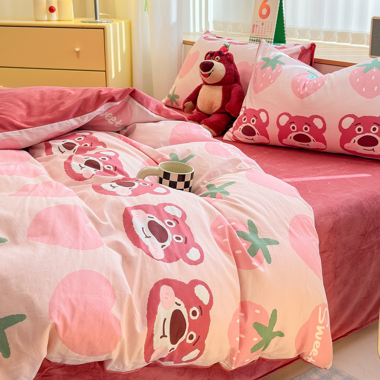 91家纺网 家纺一手货源 找家纺 清雅福 2025秋冬新品全棉印花棉加绒四件套系列 棉绒-甜心熊