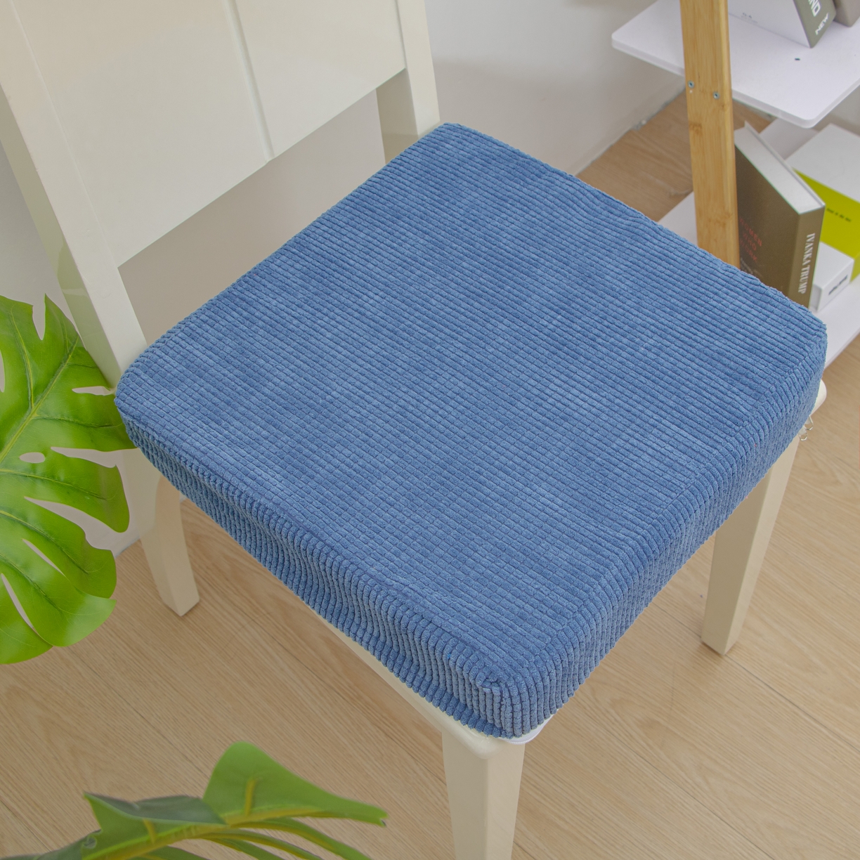 91家纺网 家纺一手货源 找家纺 沐沐家纺 2026新款玉米绒立体坐垫 深蓝