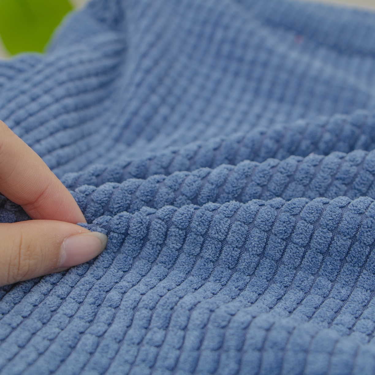 91家纺网 家纺一手货源 找家纺 沐沐家纺 2026新款玉米绒立体坐垫 深蓝