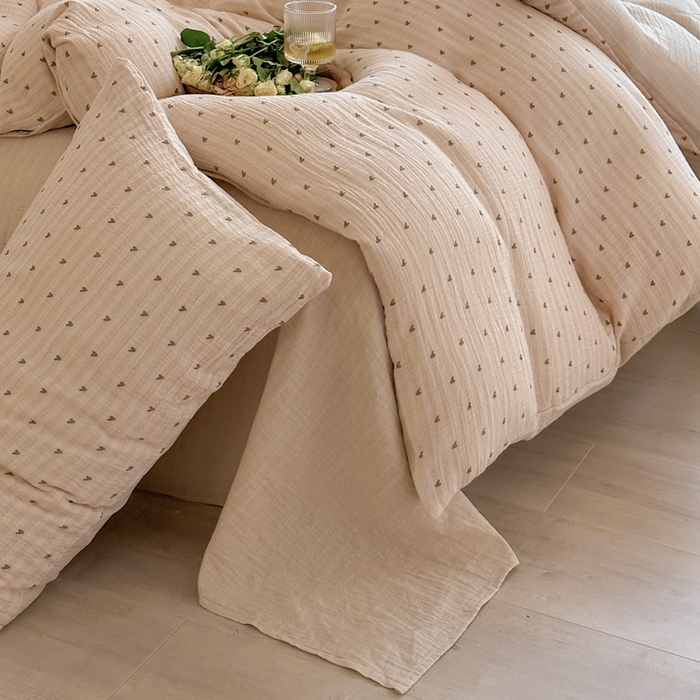 91家纺网 家纺一手货源 找家纺 木楌家居 2025春夏新品全棉A类皱皱纱印花四件套 可心咖