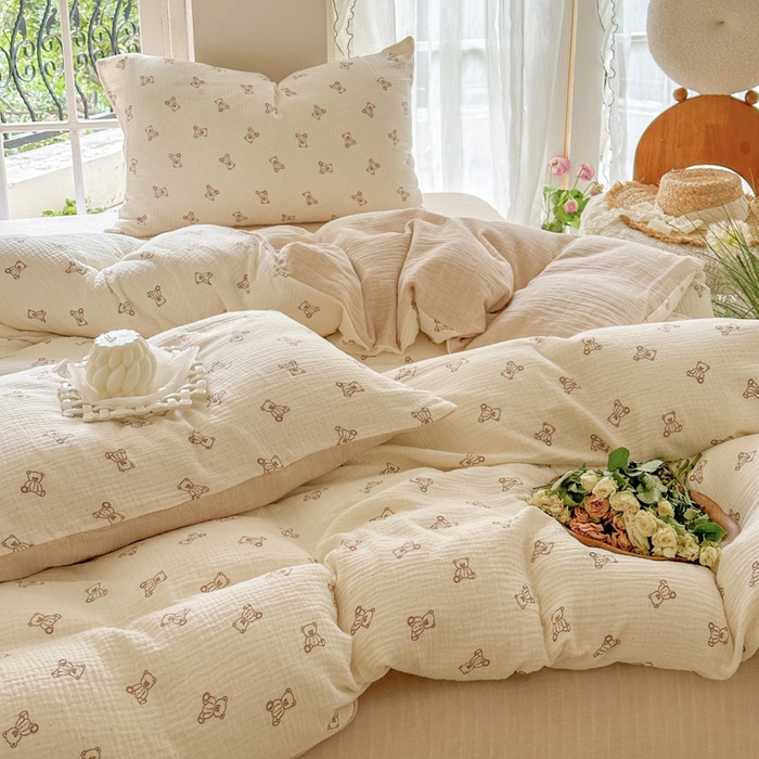 91家纺网 家纺一手货源 找家纺 木楌家居 2025春夏新品全棉A类皱皱纱印花四件套 赫本熊