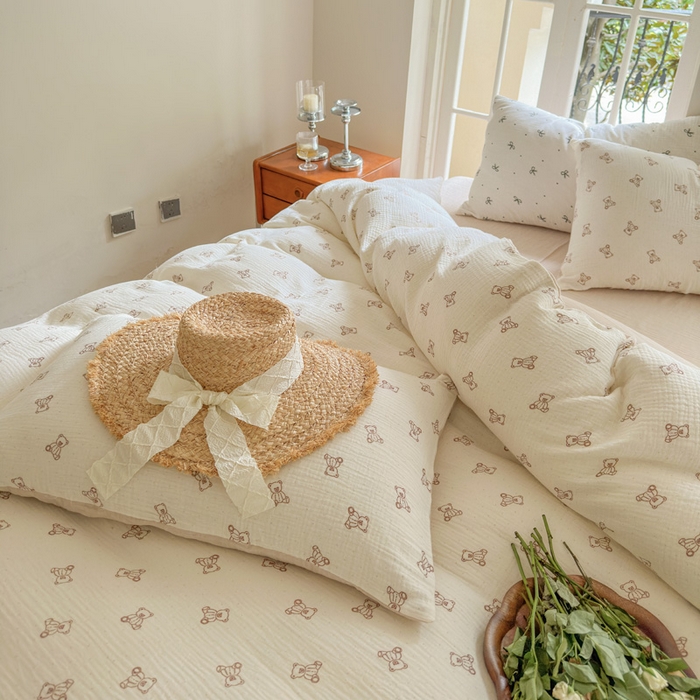 91家纺网 家纺一手货源 找家纺 木楌家居 2025春夏新品全棉A类皱皱纱印花四件套 赫本熊