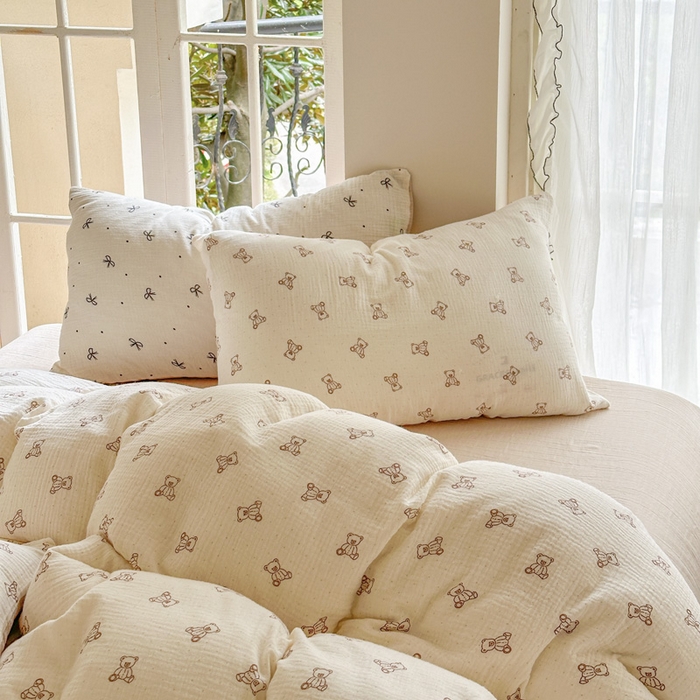 91家纺网 家纺一手货源 找家纺 木楌家居 2025春夏新品全棉A类皱皱纱印花四件套 赫本熊