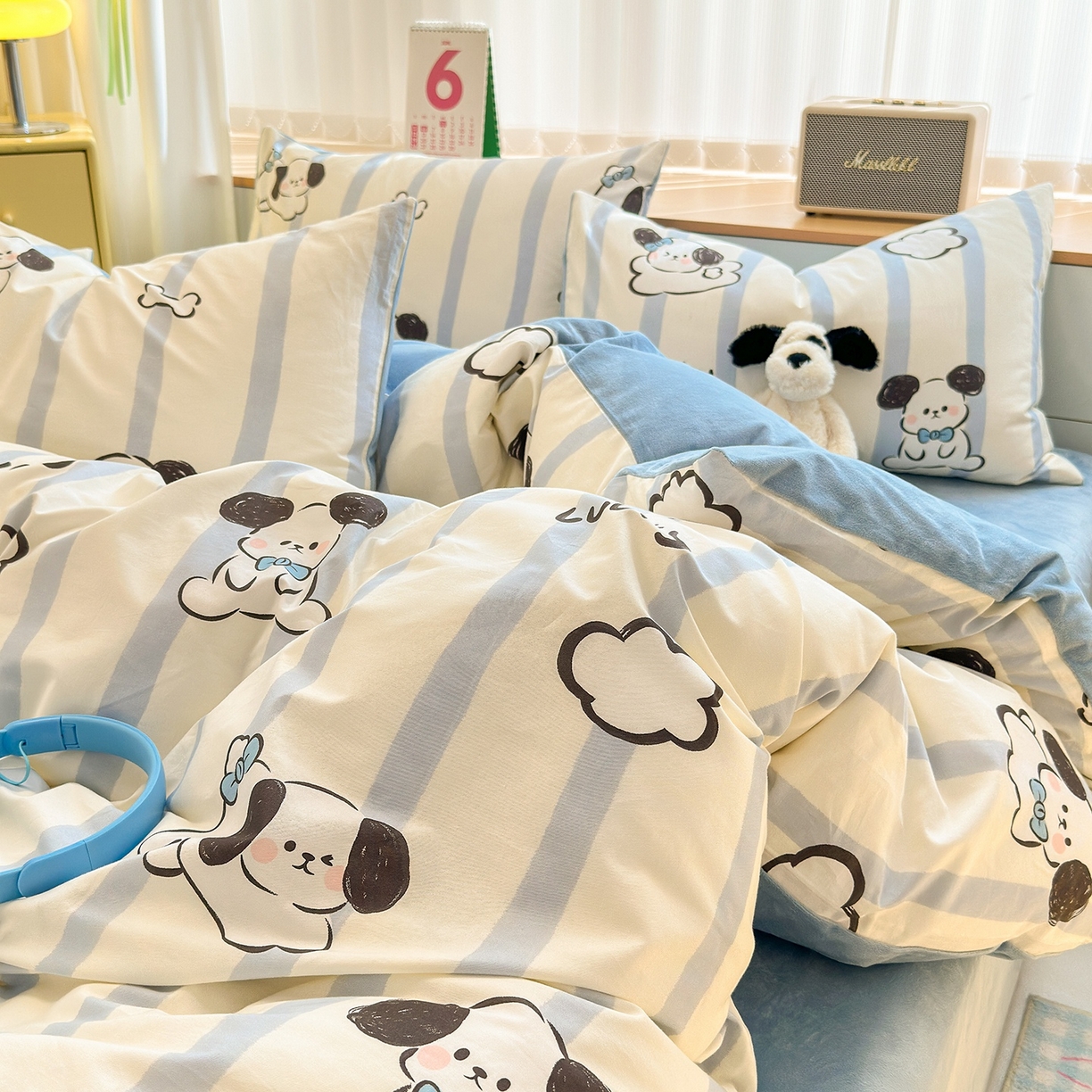 91家纺网 家纺一手货源 找家纺 清雅福 2025秋冬新品全棉印花棉加绒四件套系列 棉绒-条纹狗狗