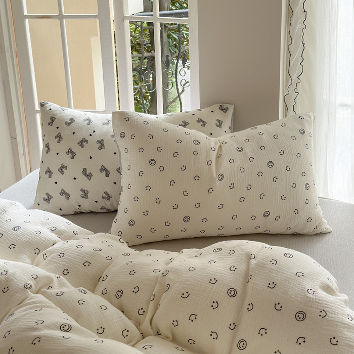 91家纺网 家纺一手货源 找家纺 木楌家居 2025春夏新品全棉A类皱皱纱印花四件套 微笑