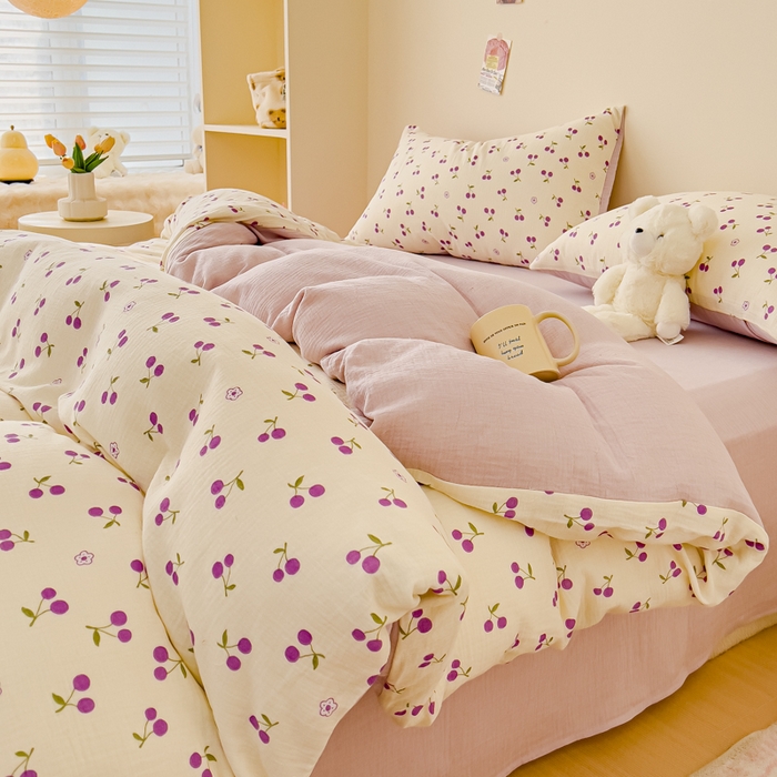 91家纺网 家纺一手货源 找家纺 木楌家居 2025春夏新品全棉A类皱皱纱印花四件套 樱桃