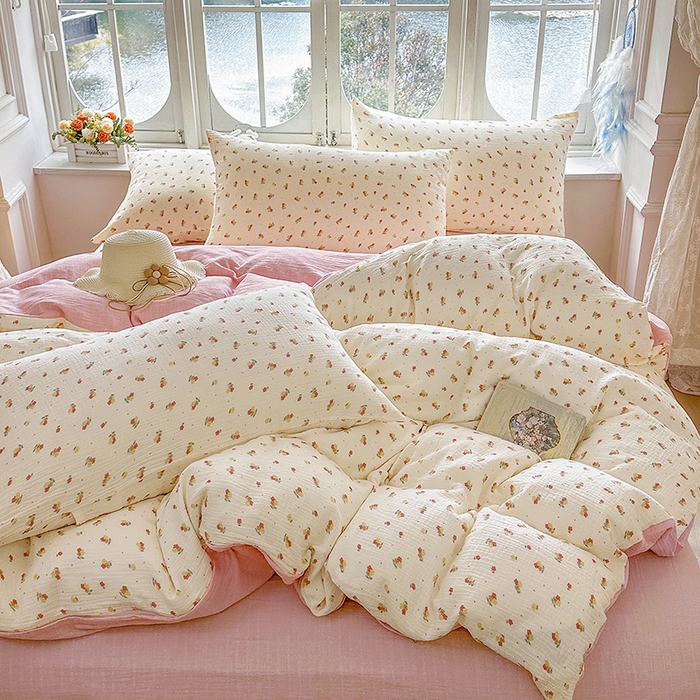 91家纺网 家纺一手货源 找家纺 木楌家居 2025春夏新品全棉A类皱皱纱印花四件套 黎夏  粉