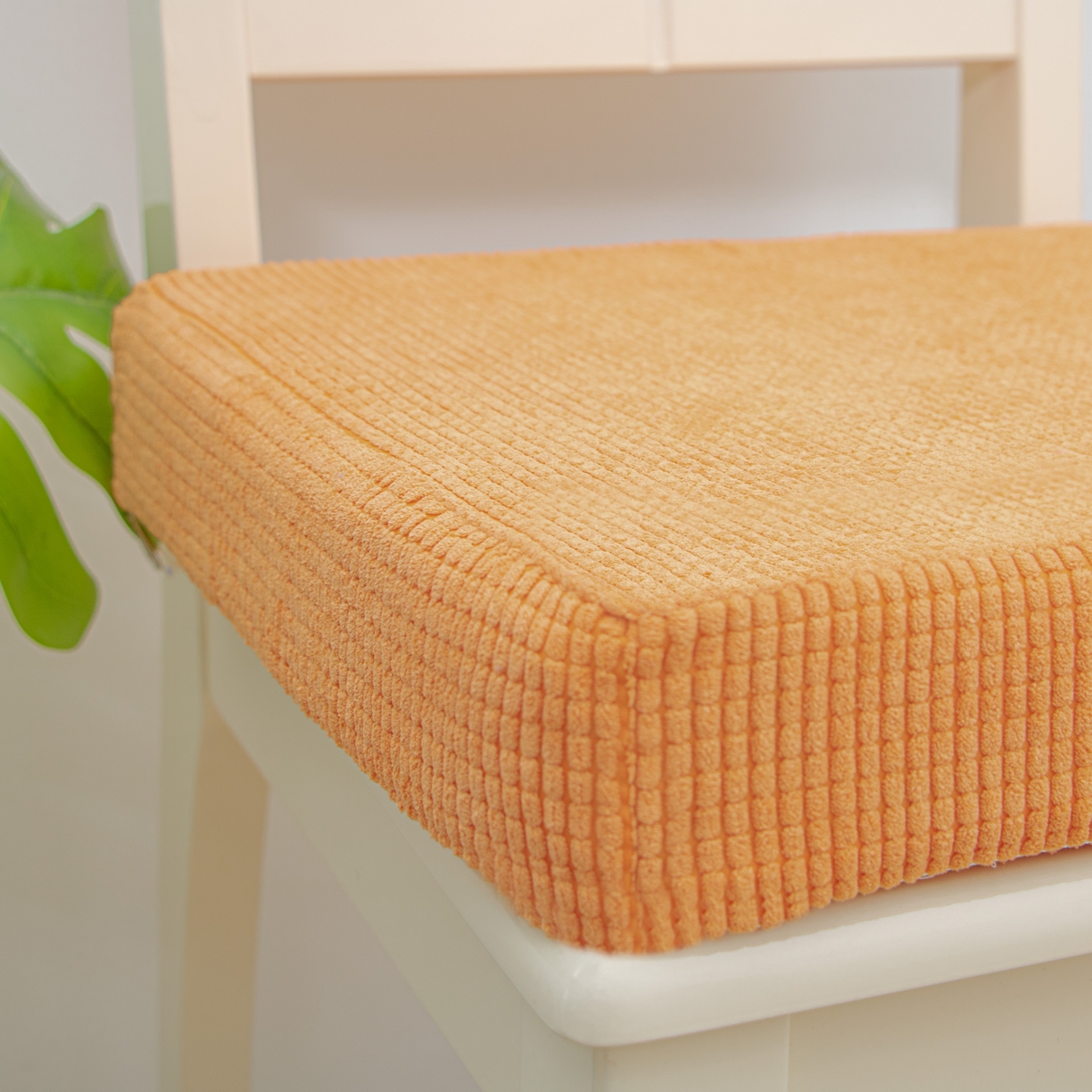 91家纺网 家纺一手货源 找家纺 沐沐家纺 2026新款玉米绒立体坐垫 橘黄
