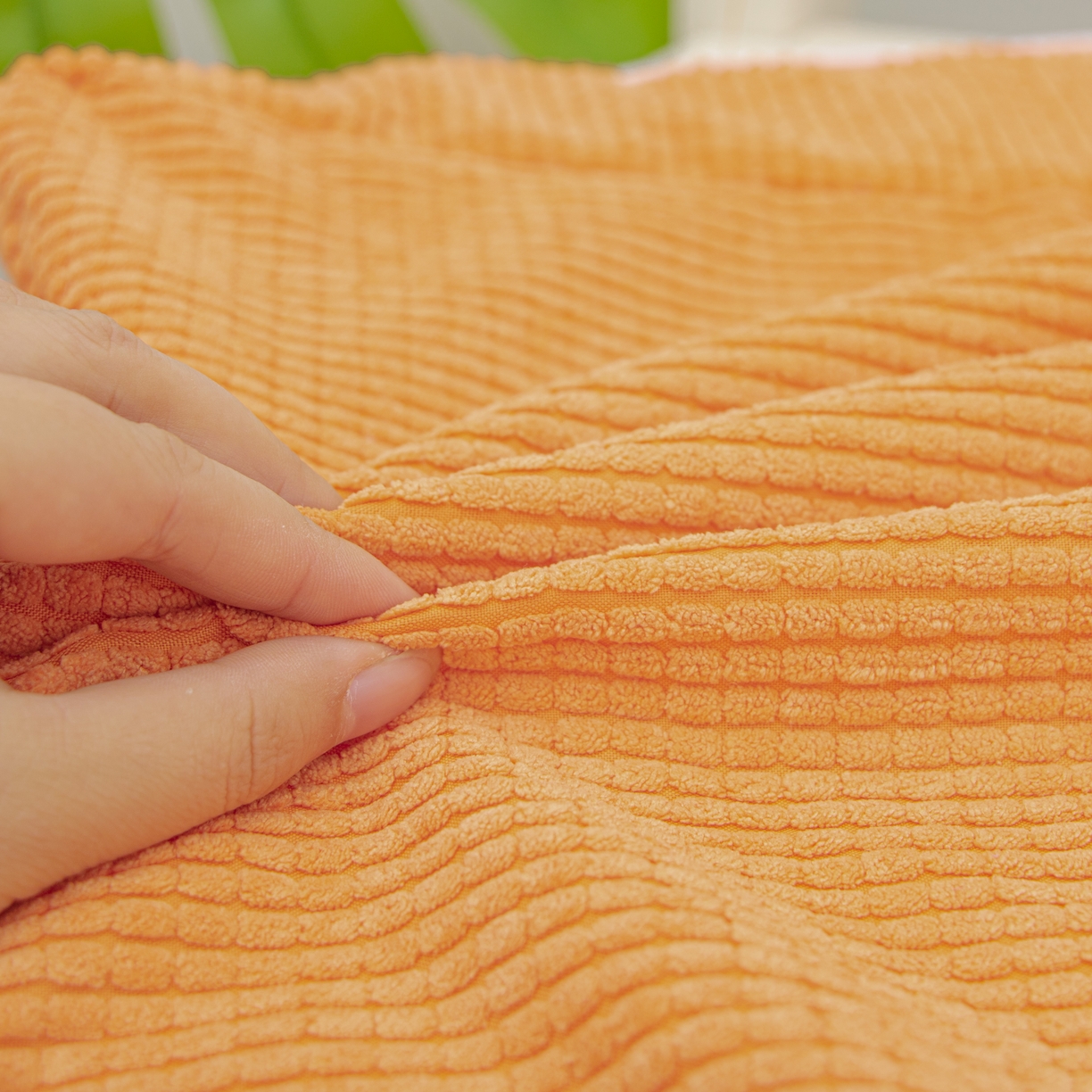 91家纺网 家纺一手货源 找家纺 沐沐家纺 2026新款玉米绒立体坐垫 橘黄