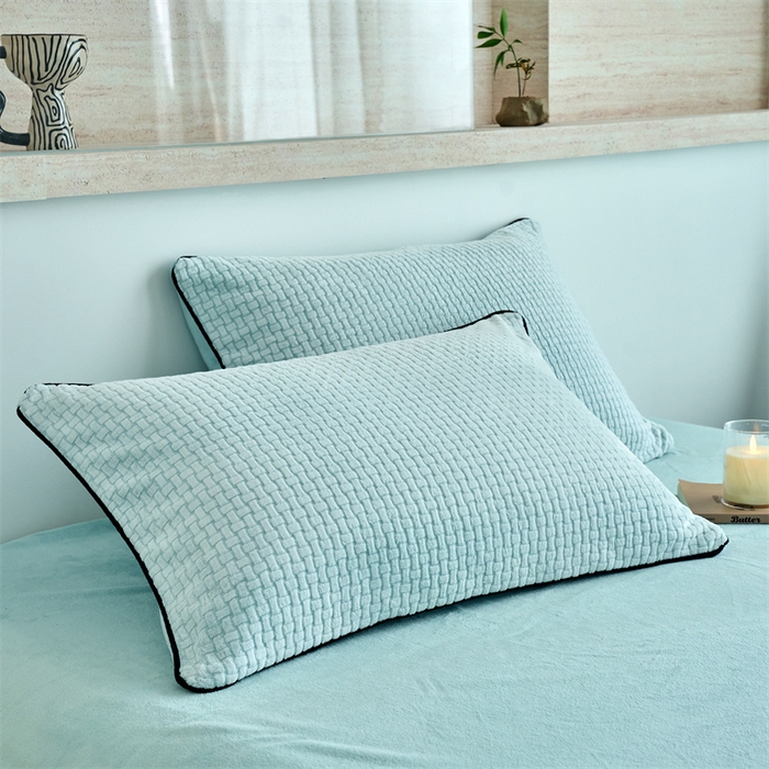 91家纺网 家纺一手货源 找家纺 兰紫橙家纺 2025新款牛奶绒嵌边提花剪花四件套（含买家秀） 心链-薄荷绿