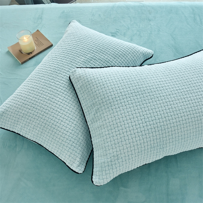 91家纺网 家纺一手货源 找家纺 兰紫橙家纺 2025新款牛奶绒嵌边提花剪花四件套（含买家秀） 心链-薄荷绿