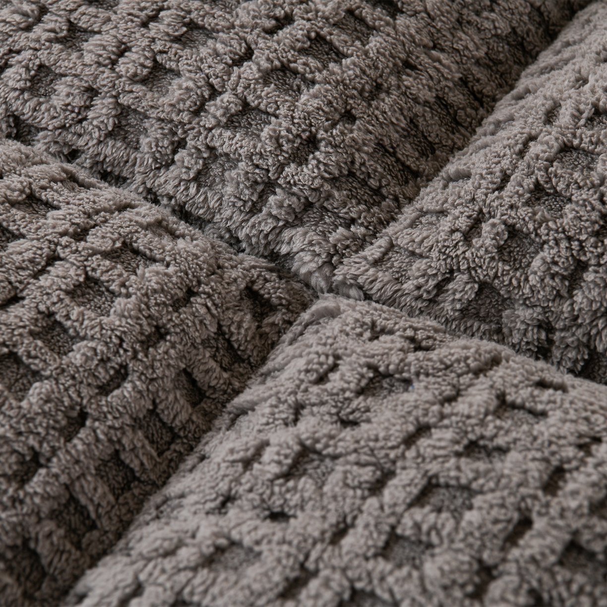 91家纺网 家纺一手货源 找家纺 预言家纺 2025新款A类提花牛奶绒塔芙绒床垫跨境 方格深灰