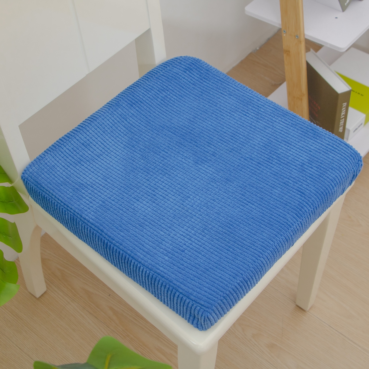 91家纺网 家纺一手货源 找家纺 沐沐家纺 2026新款玉米绒立体坐垫 牛仔蓝