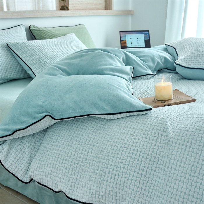 91家纺网 家纺一手货源 找家纺 兰紫橙家纺 2025新款牛奶绒嵌边提花剪花四件套（含买家秀） 心链-薄荷绿