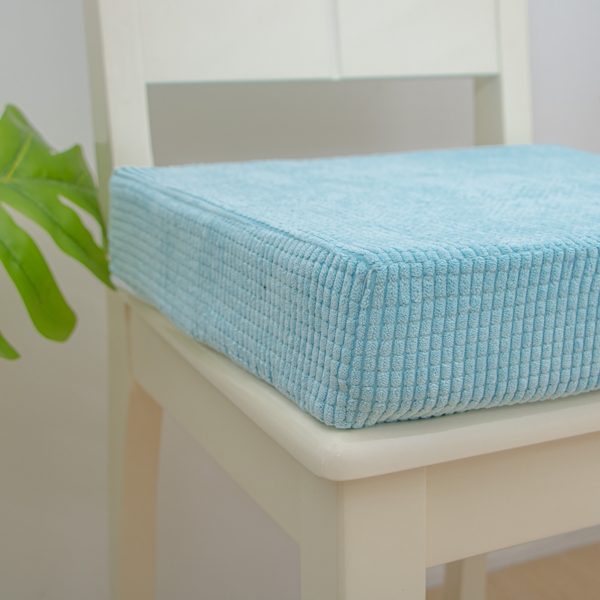 91家纺网 家纺一手货源 找家纺 沐沐家纺 2026新款玉米绒立体坐垫 天蓝