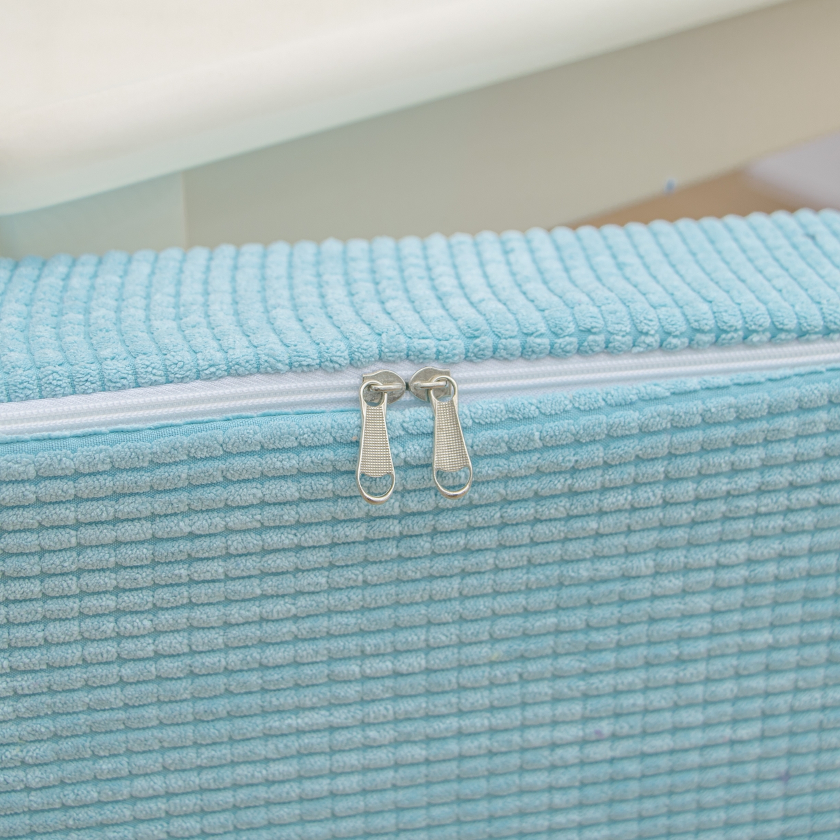 91家纺网 家纺一手货源 找家纺 沐沐家纺 2026新款玉米绒立体坐垫 天蓝