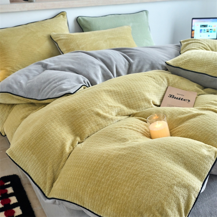 91家纺网 家纺一手货源 找家纺 兰紫橙家纺 2025新款牛奶绒嵌边提花剪花四件套（含买家秀） 心链-奶油黄