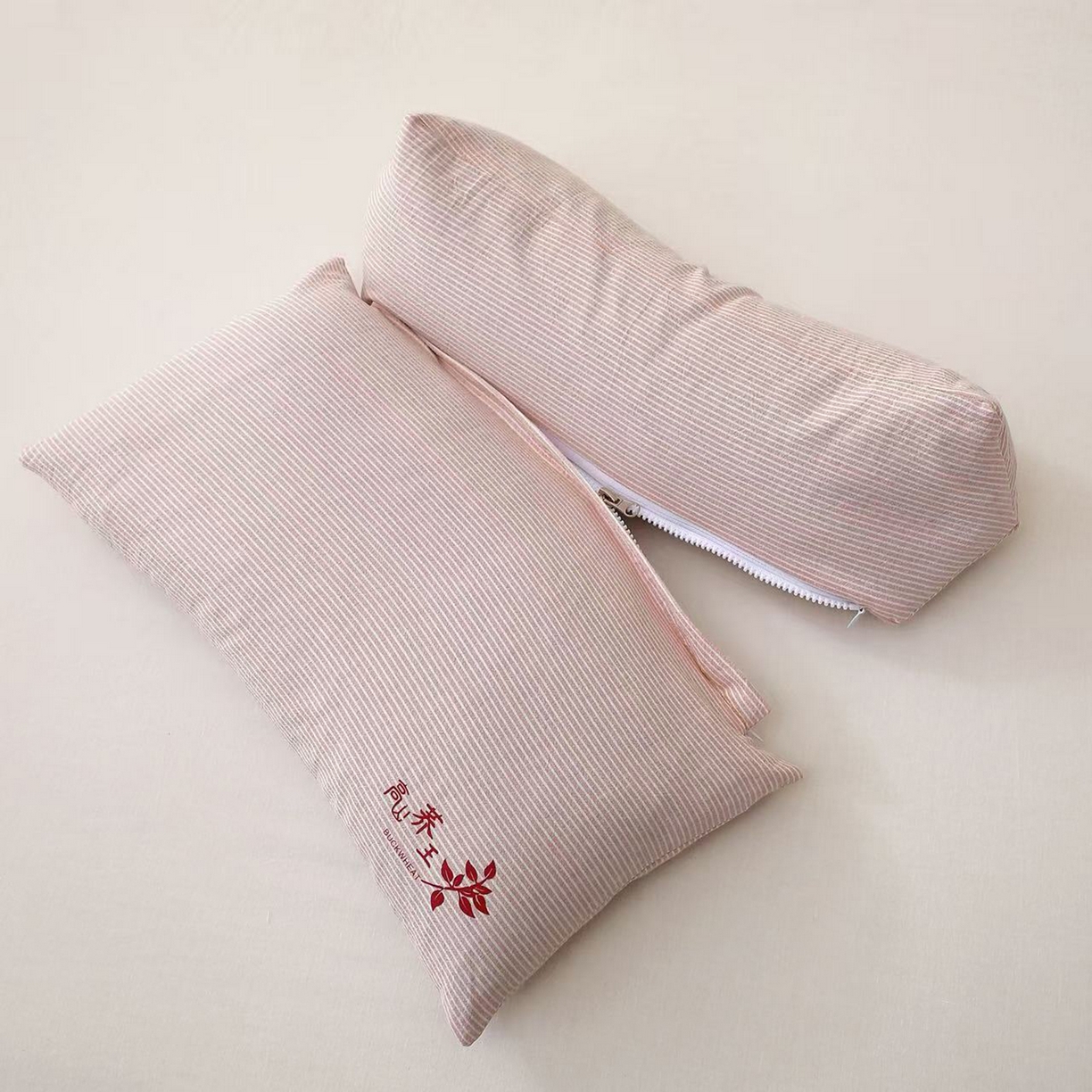 91家纺网 家纺一手货源 找家纺 （总）仁宇枕业 2025新款新品高山荞王全棉三角组合荞麦枕头枕芯