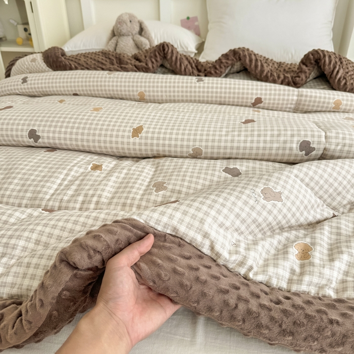 91家纺网 家纺一手货源 找家纺 宜梦家居 2025新款全棉纯棉豆豆被被子被芯 BT-呆萌狗