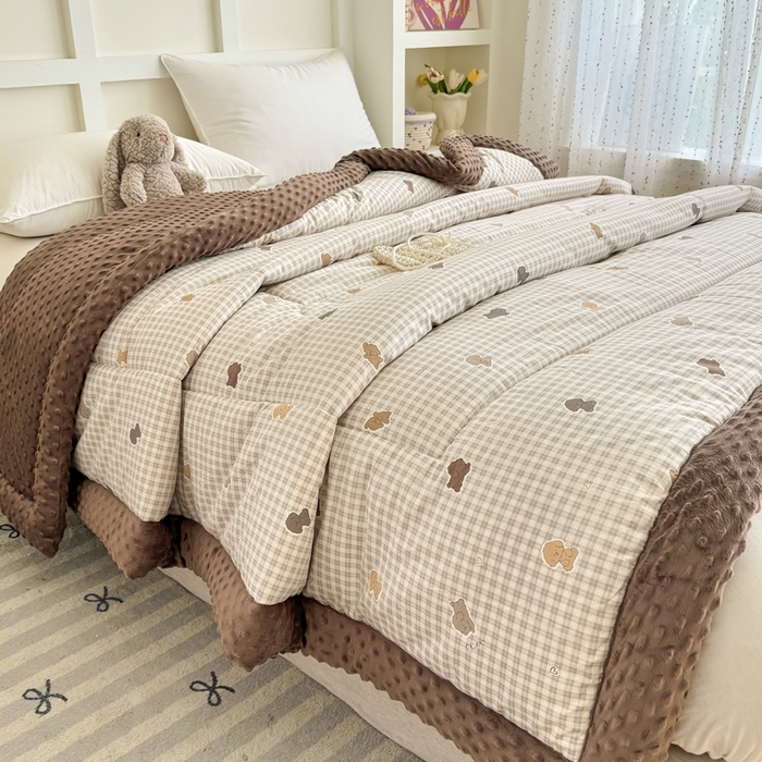 91家纺网 家纺一手货源 找家纺 宜梦家居 2025新款全棉纯棉豆豆被被子被芯 BT-呆萌狗