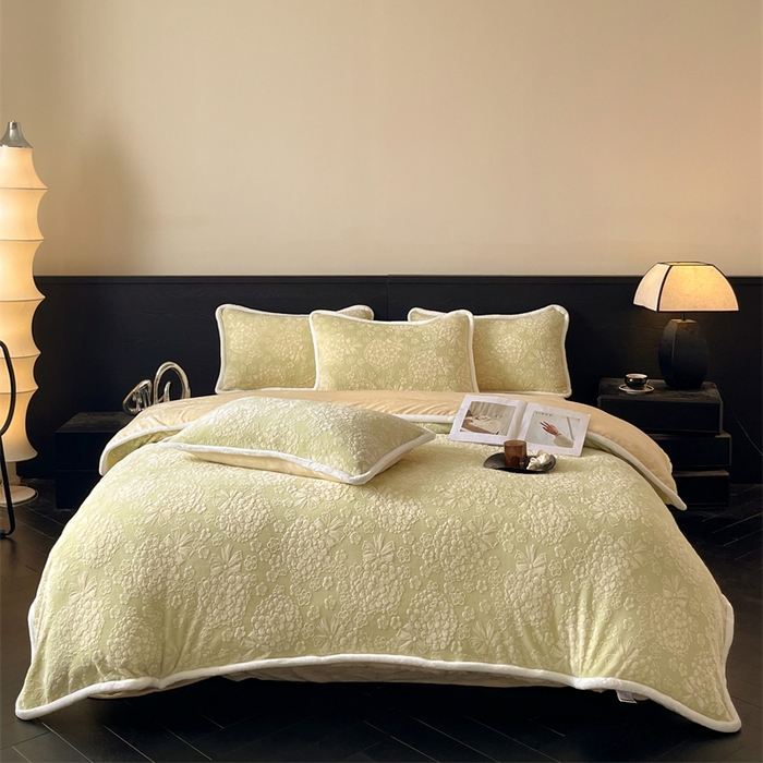 91家纺网 家纺一手货源 找家纺 诺梵 2025新款8斤立体雕花牛奶绒四件套_控价标准高于139，加大高于149 绣球花束-绿