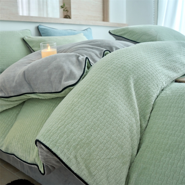 91家纺网 家纺一手货源 找家纺 兰紫橙家纺 2025新款牛奶绒嵌边提花剪花四件套（含买家秀） 心链-清新绿