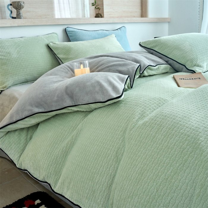 91家纺网 家纺一手货源 找家纺 兰紫橙家纺 2025新款牛奶绒嵌边提花剪花四件套（含买家秀） 心链-清新绿