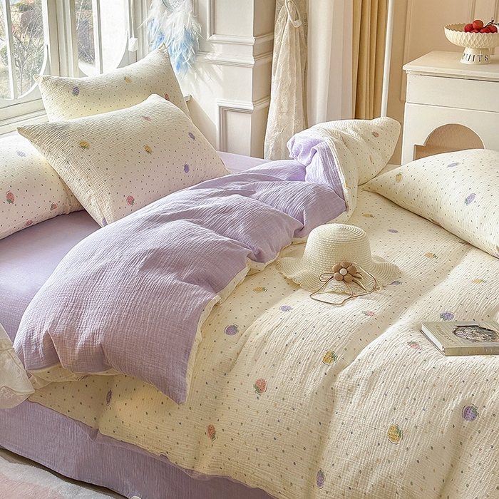 91家纺网 家纺一手货源 找家纺 木楌家居 2025新款A类全棉皱皱纱印花四件套 草莓啵啵