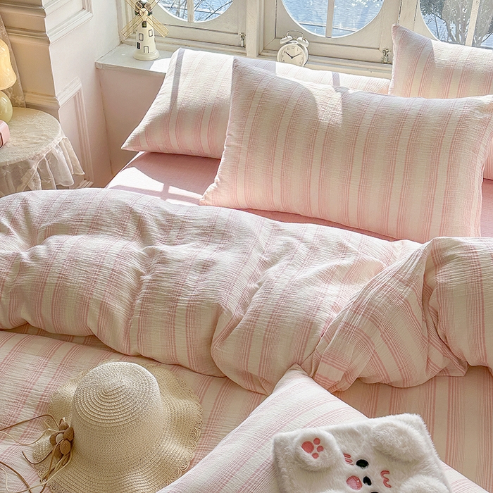 91家纺网 家纺一手货源 找家纺 木楌家居 2025新款A类全棉皱皱纱印花四件套 半夏  粉