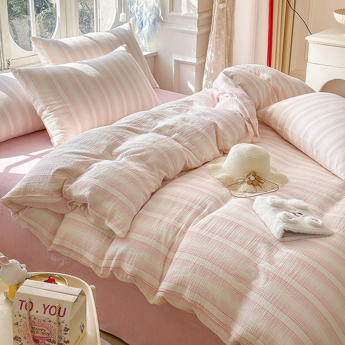 91家纺网 家纺一手货源 找家纺 木楌家居 2025新款A类全棉皱皱纱印花四件套 半夏  粉