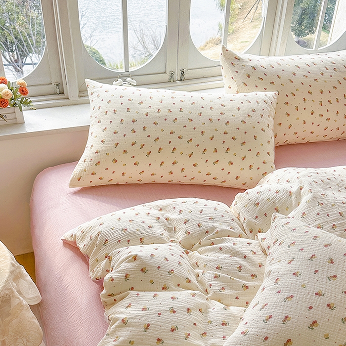 91家纺网 家纺一手货源 找家纺 木楌家居 2025新款A类全棉皱皱纱印花四件套 黎夏  粉