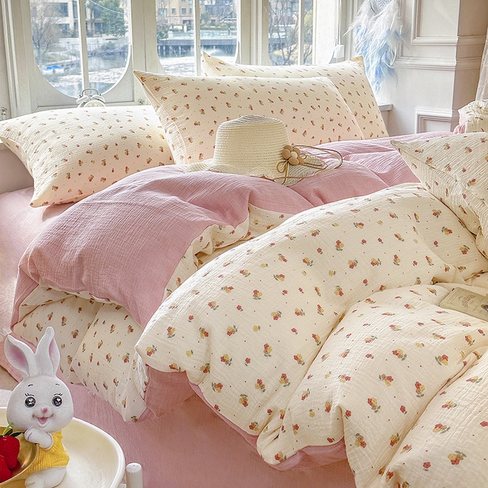 91家纺网 家纺一手货源 找家纺 木楌家居 2025新款A类全棉皱皱纱印花四件套 黎夏  粉