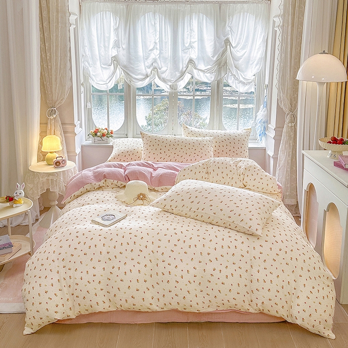 91家纺网 家纺一手货源 找家纺 木楌家居 2025新款A类全棉皱皱纱印花四件套 黎夏  粉