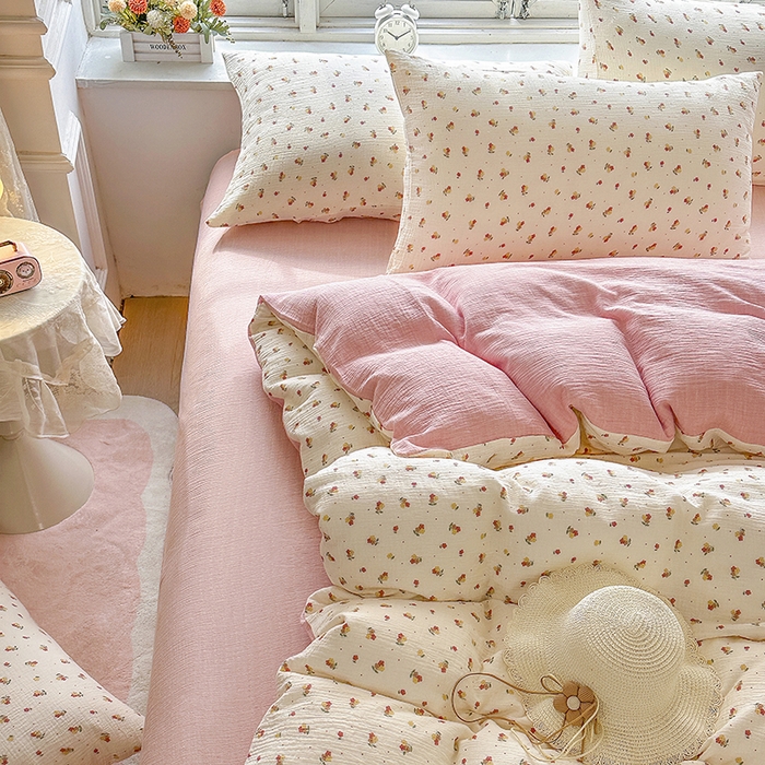 91家纺网 家纺一手货源 找家纺 木楌家居 2025新款A类全棉皱皱纱印花四件套 黎夏  粉