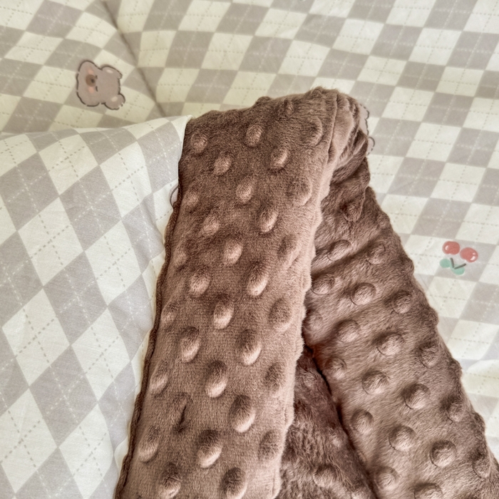 91家纺网 家纺一手货源 找家纺 宜梦家居 2025新款全棉纯棉豆豆被被子被芯 BT-格林小果