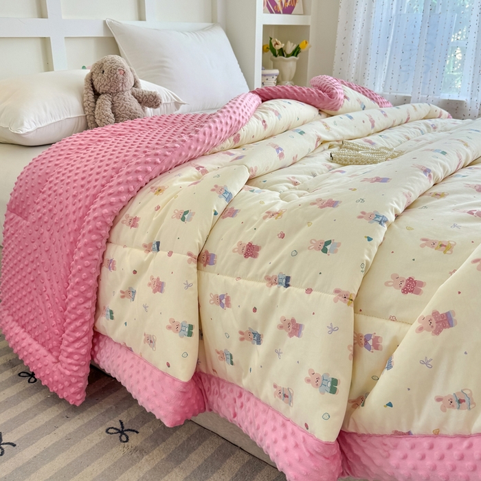 91家纺网 家纺一手货源 找家纺 宜梦家居 2025新款全棉纯棉豆豆被被子被芯 BT-果冻兔